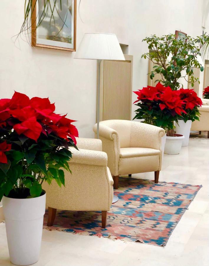 Hotel Saraceno Al Faro Taranto Luaran gambar