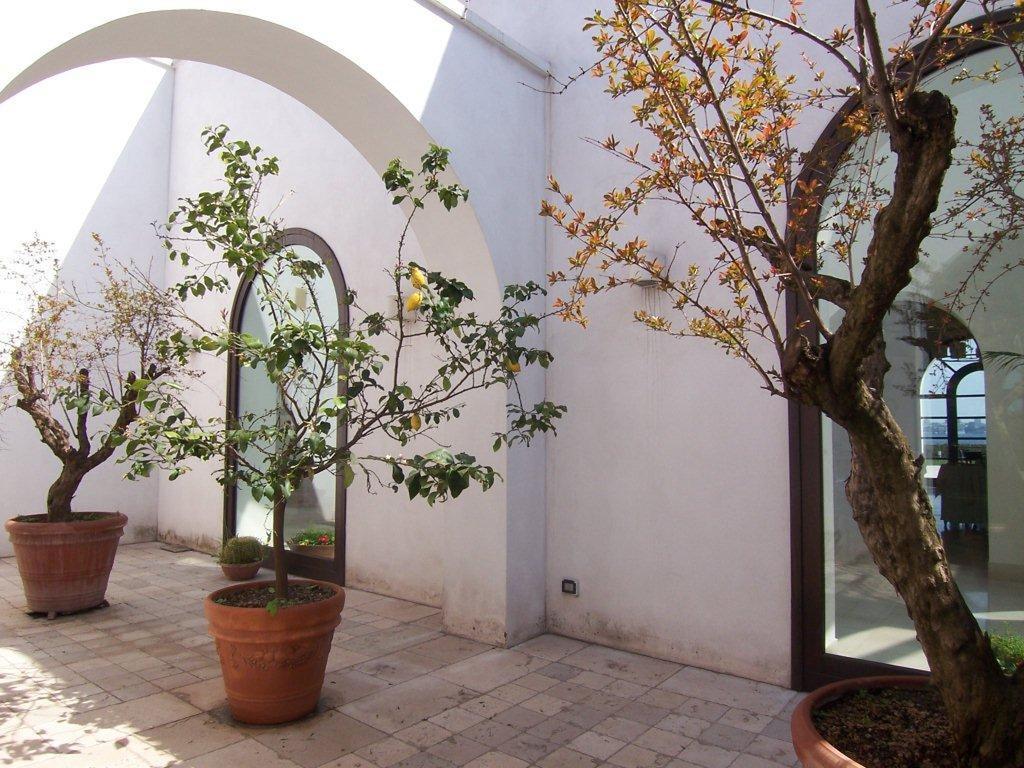 Hotel Saraceno Al Faro Taranto Luaran gambar